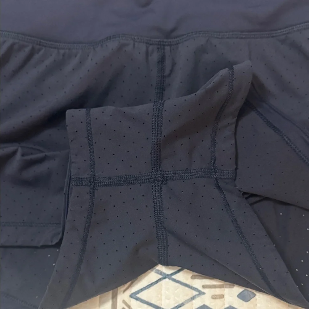 Lululemon Final Lap Short (2.5